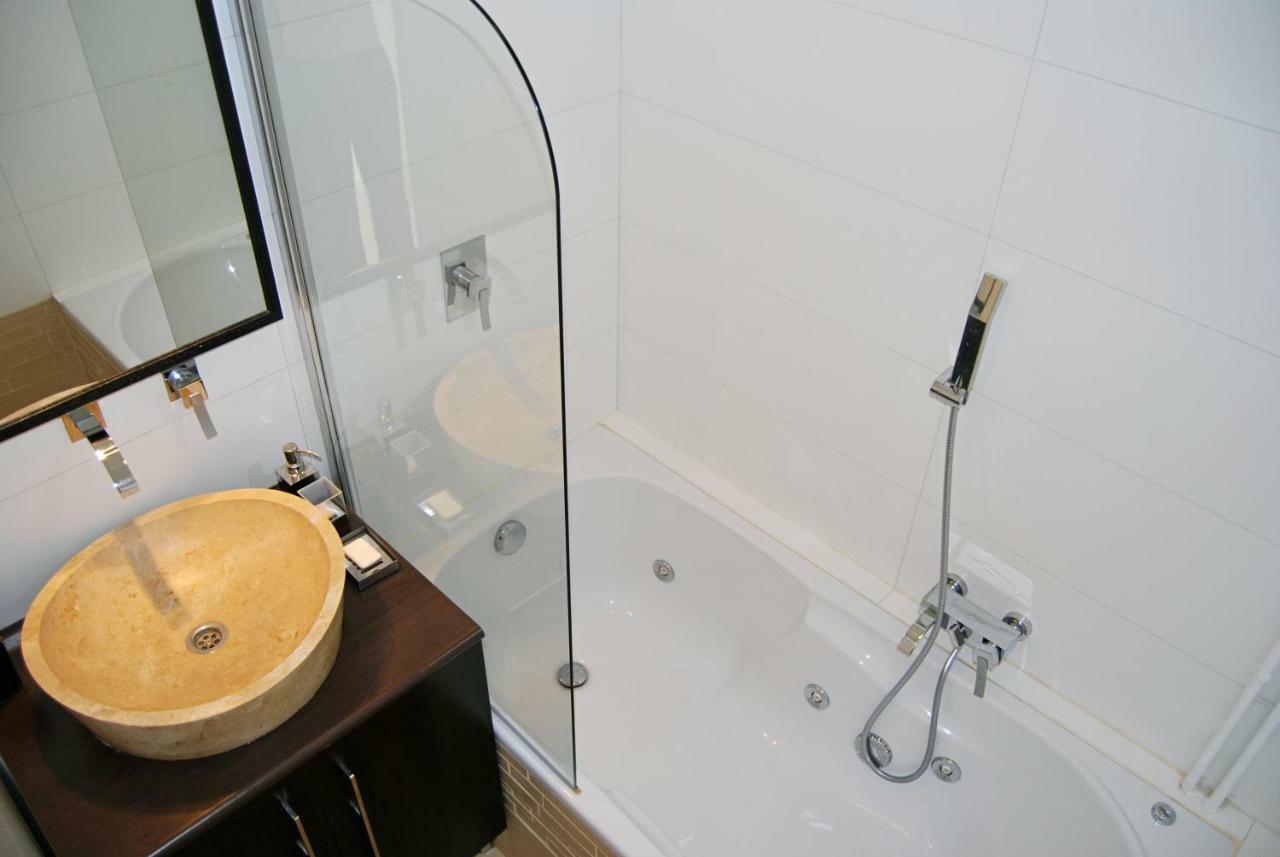 Modern Apartment In Uccle - Brussels Bruxelles Extérieur photo